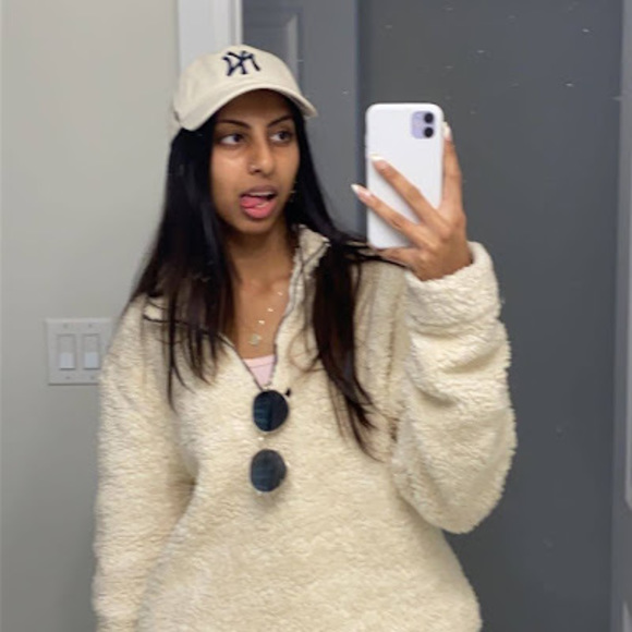 Meet your Posher, Ashita - Picture 1 of 1